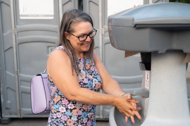 Best Portable toilet rental cost  in Freeport, TX